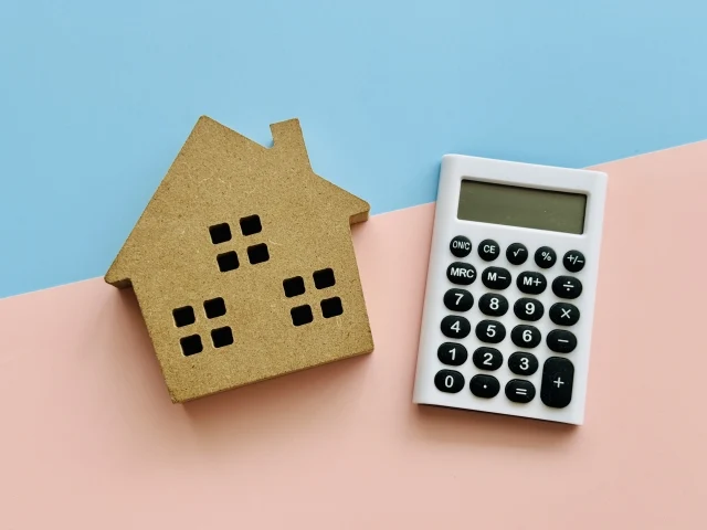 4500万円ローン35年の月々返済額は？必要年収と無理なく返す目安を解説